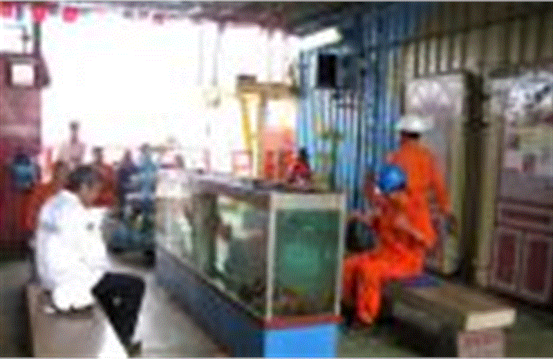 Một ngày ở giàn khoan Bạch Hổ