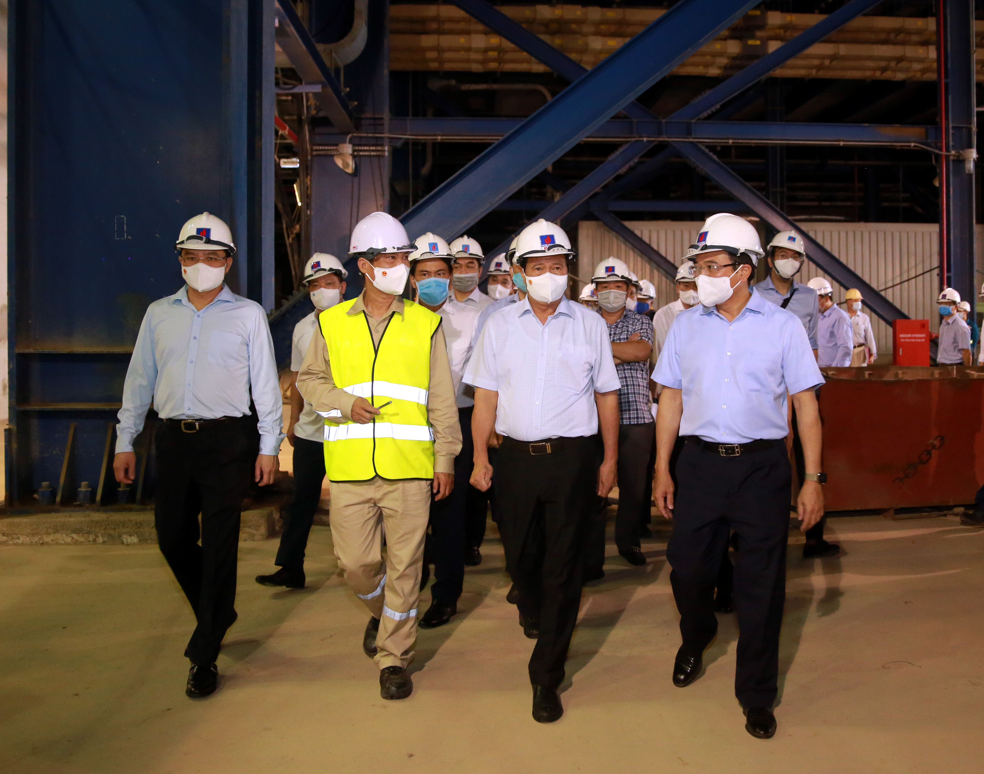 Phấn đấu đưa Nhà máy Nhiệt điện Thái Bình 2 vào hoạt động tháng 4/2022”