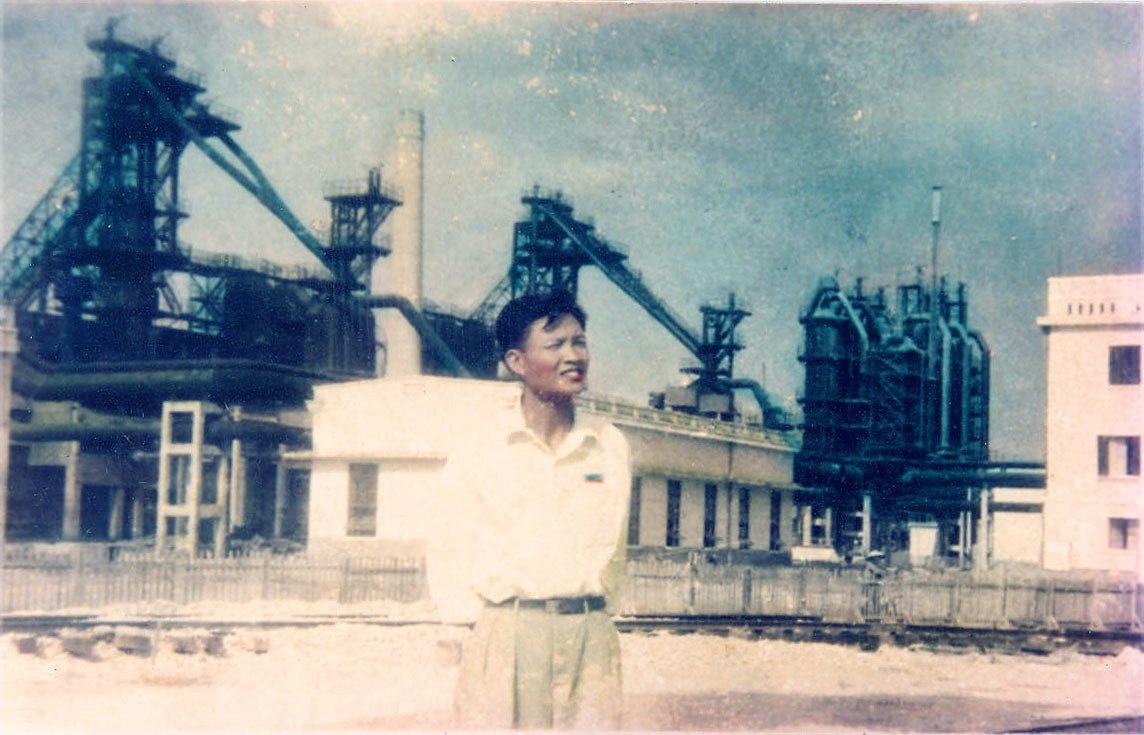 Ông Nguyễn Đức Định tại Nhà máy Gang thép Thái Nguyên năm 1960